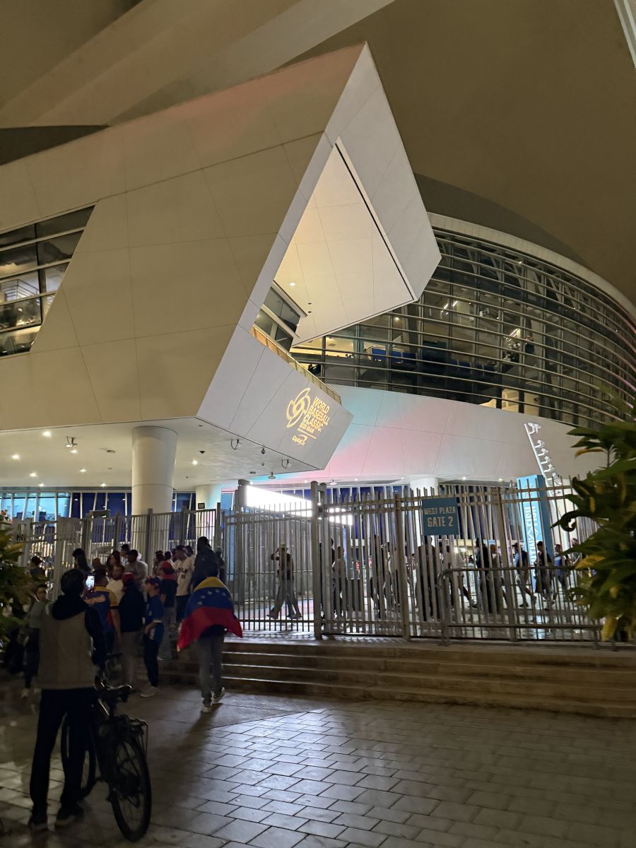 Game 1 photo 29