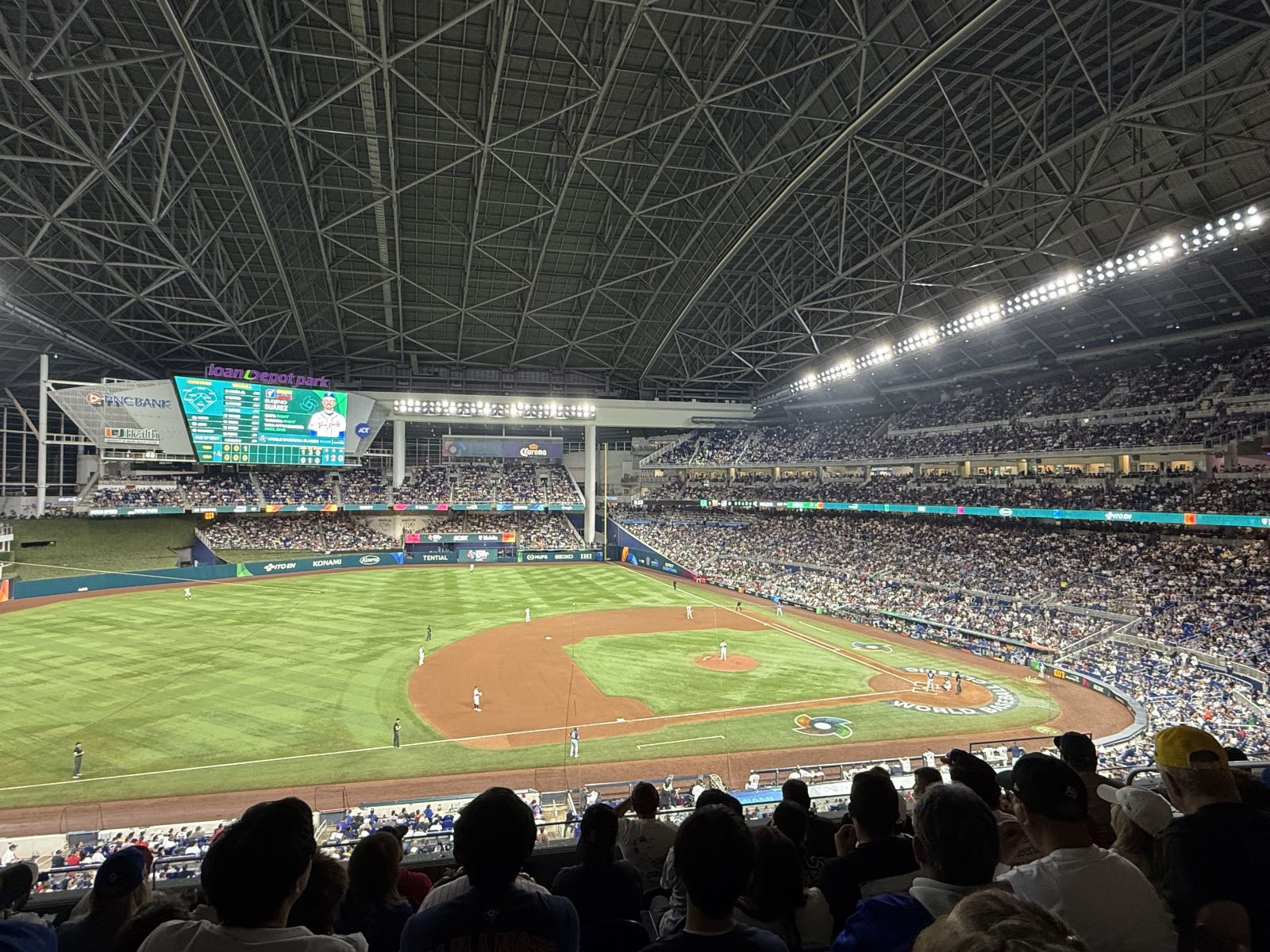 Game 2 photo 20