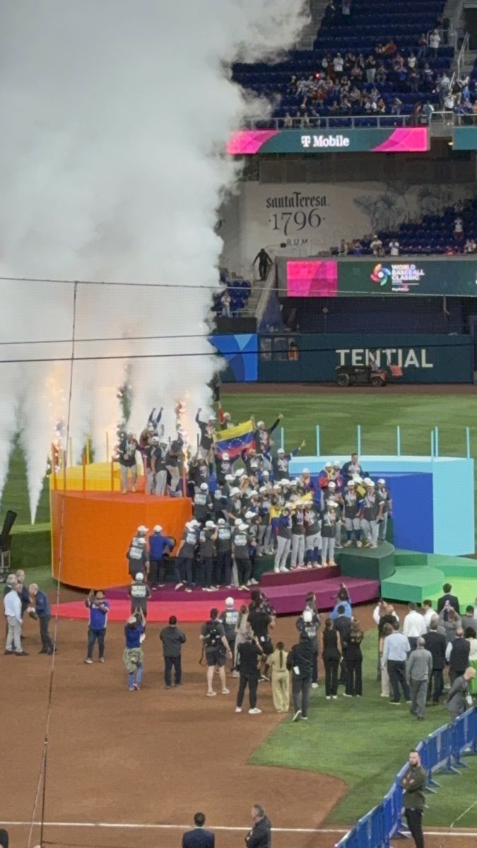 Game 2 photo 24