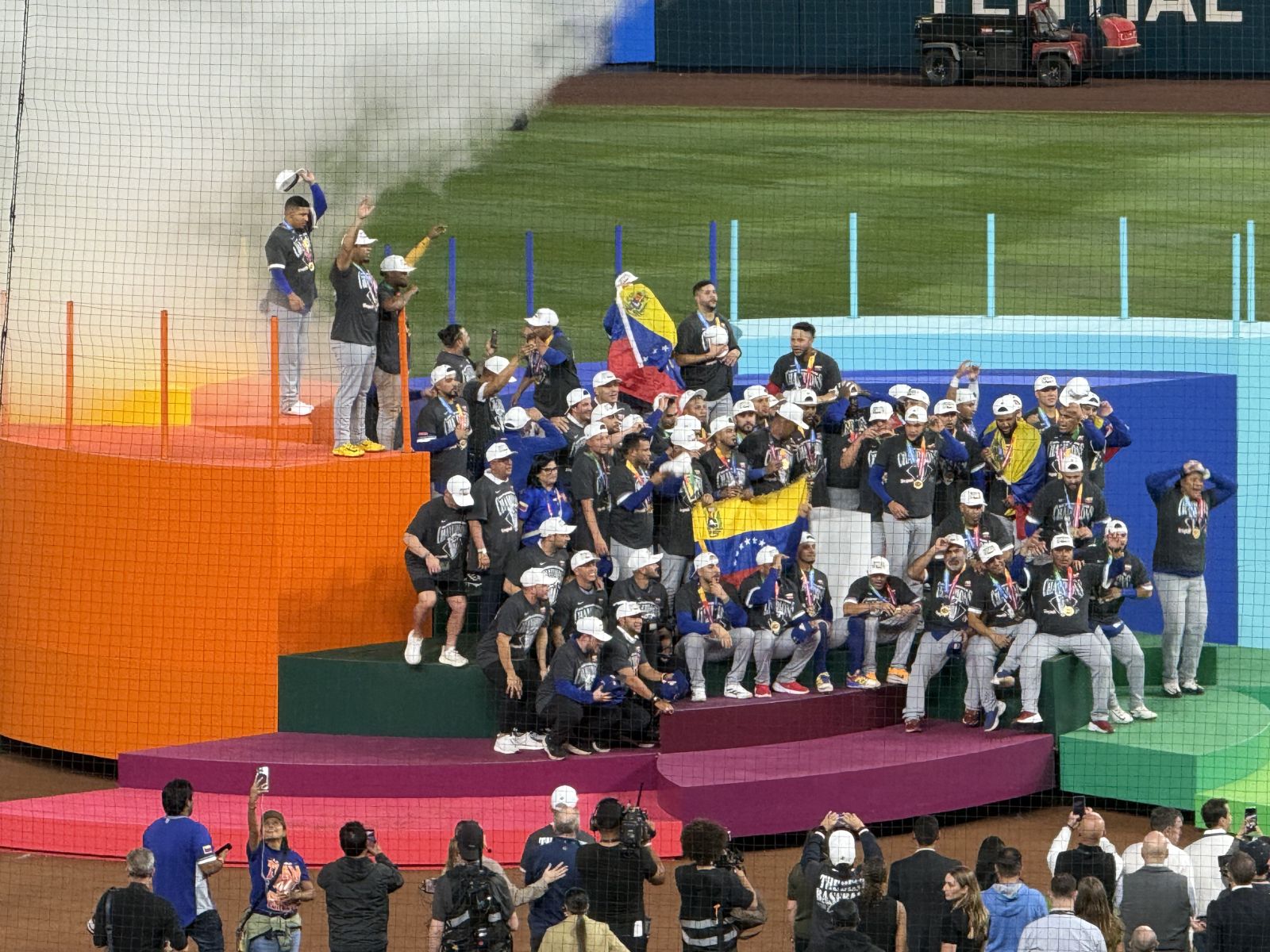 Game 2 photo 25
