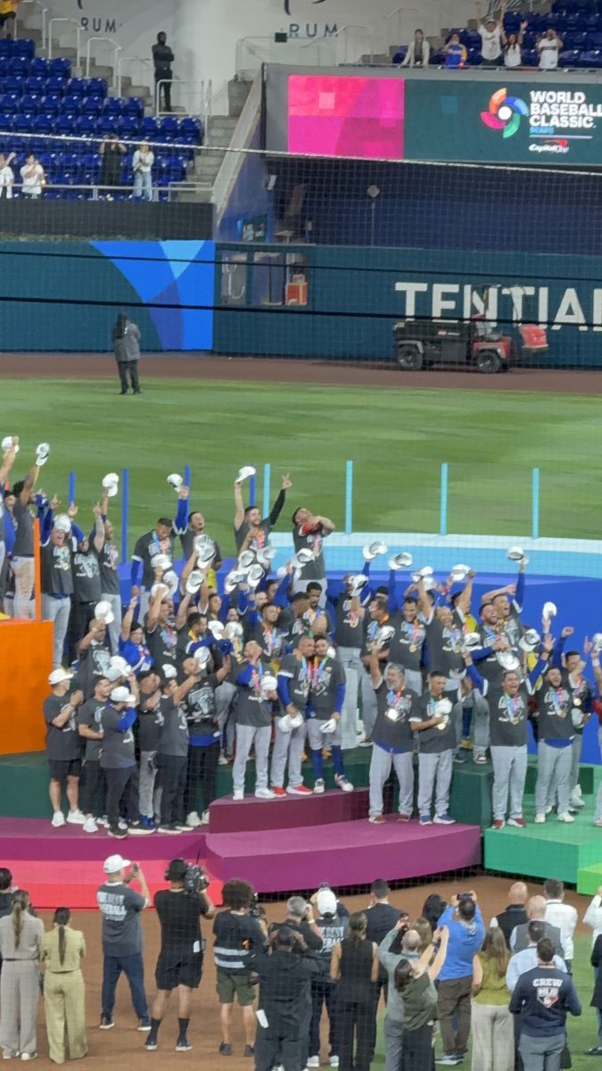 Game 2 photo 27