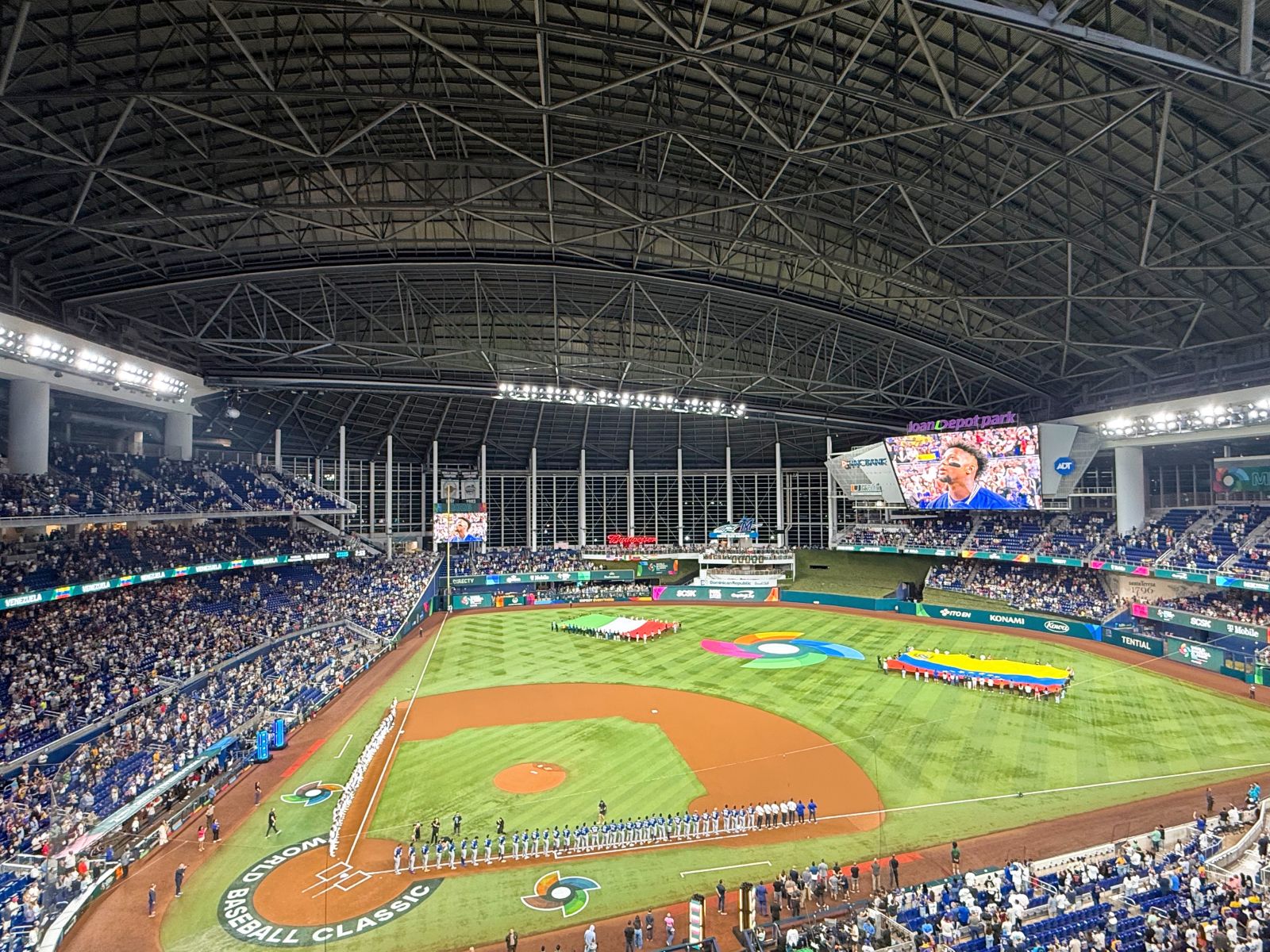Game 1 photo 13