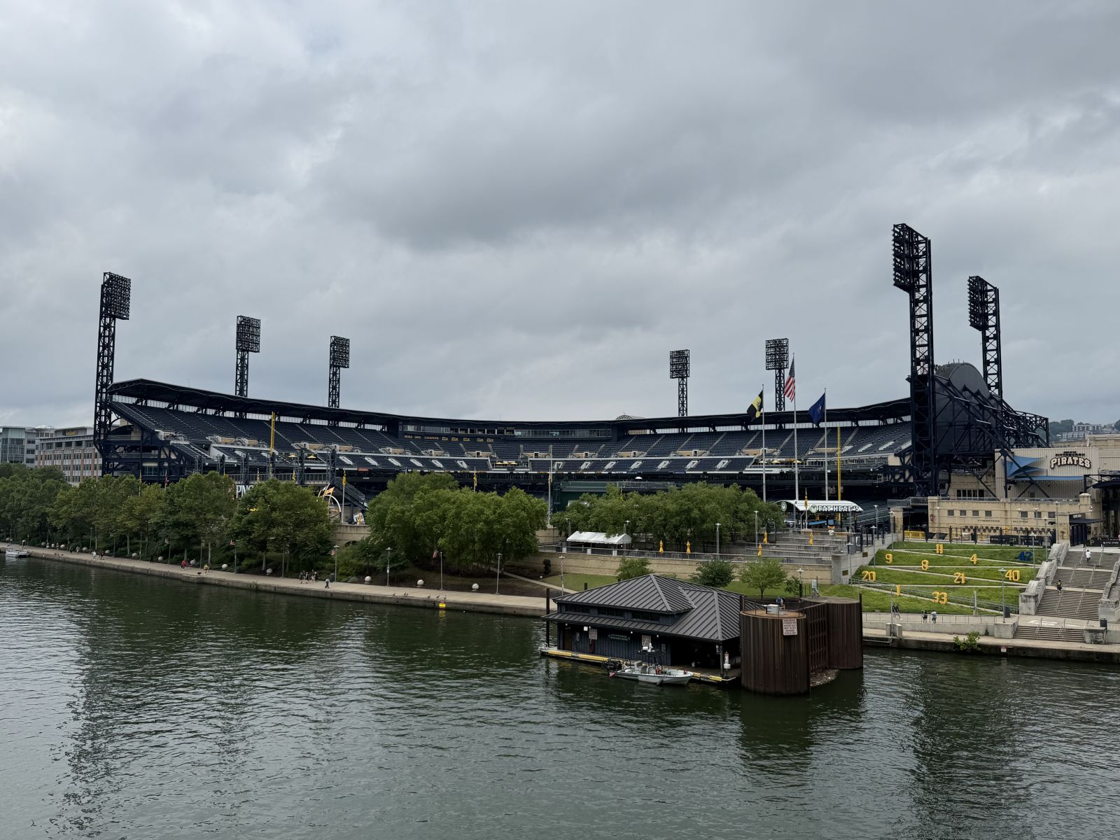 Game 5 photo 1