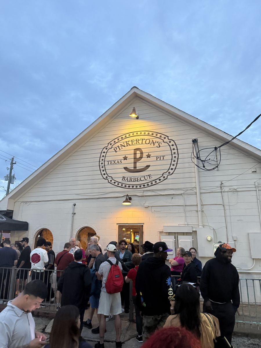 Queuing at Pinkerton's BBQ